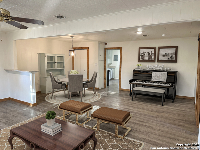 Image 16 of 20 For 502 Cypress