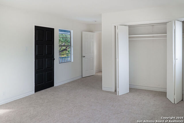 Listing photo id 14 for 1730 Mistletoe