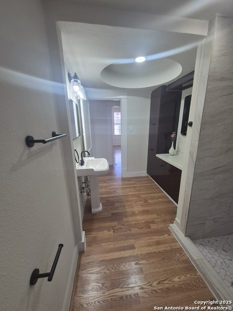 Listing photo id 27 for 1730 Mistletoe