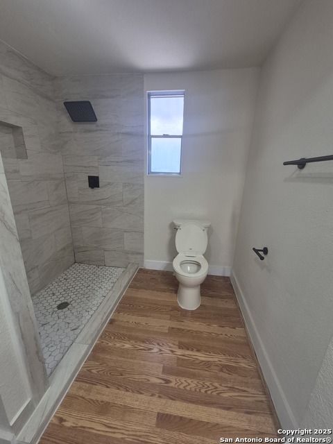 Listing photo id 29 for 1730 Mistletoe