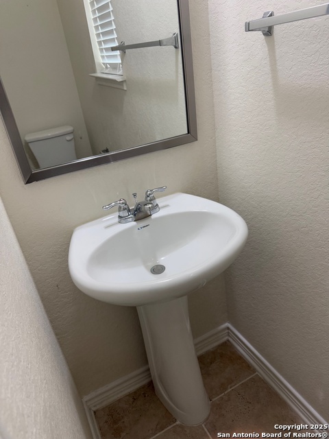 Image 14 of 46 For 120 Anchor Blf