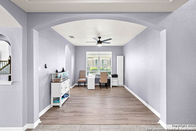 Listing photo id 15 for 1918 Sunspur Rd