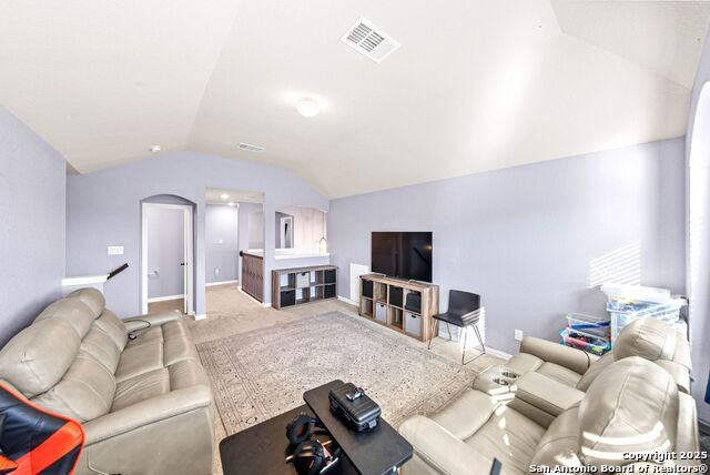 Listing photo id 22 for 1918 Sunspur Rd