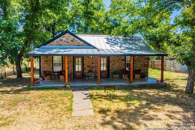 Details for 117 Robin St, Mason, TX 76856