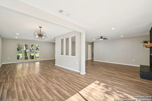 Image 20 of 30 For 13334 Los Indios