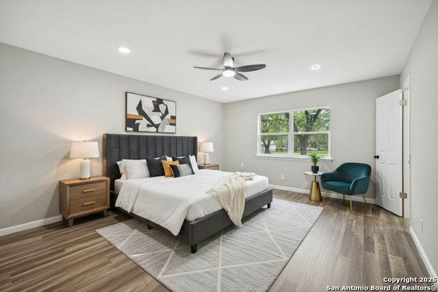 Image 7 of 30 For 13334 Los Indios