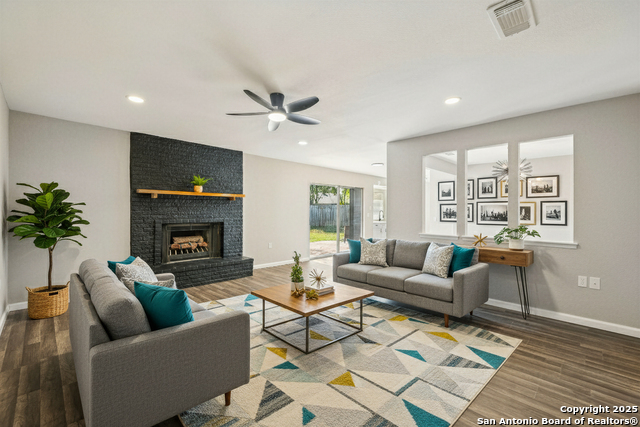 Image 8 of 30 For 13334 Los Indios