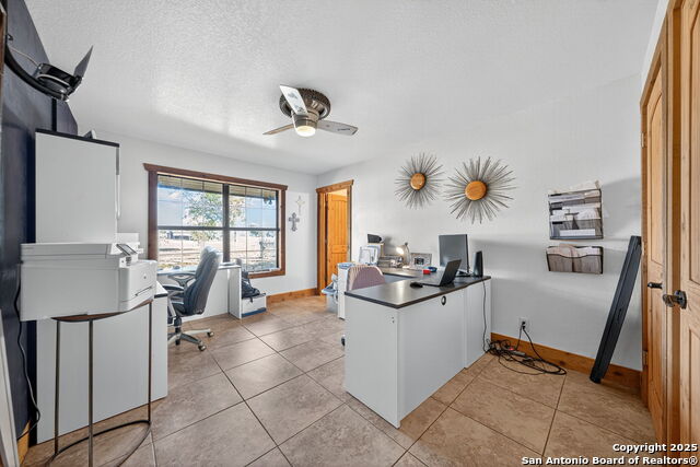 Listing photo id 27 for 15326 Gross Lane