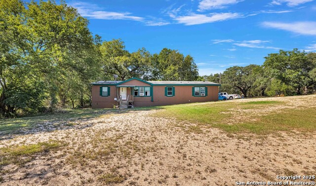 Listing photo id 41 for 15326 Gross Lane