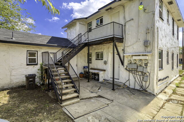 Image 17 of 17 For 2011 Cincinnati Ave