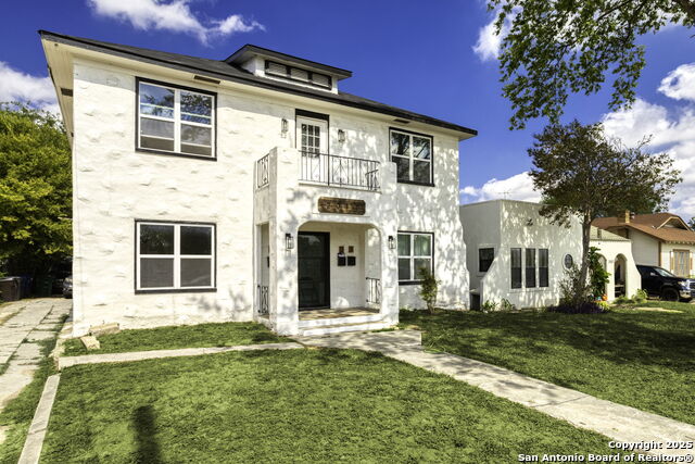 Image 2 of 17 For 2011 Cincinnati Ave