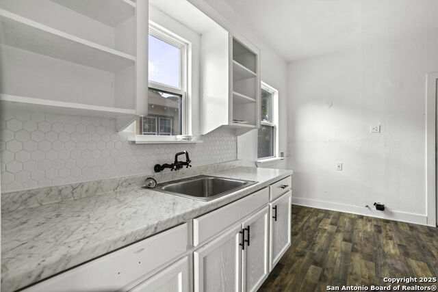 Image 5 of 17 For 2011 Cincinnati Ave