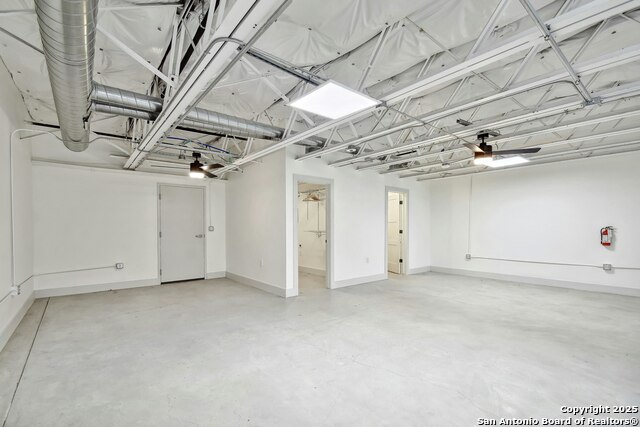 Listing photo id 16 for 215 Coca Cola  217