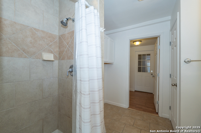 Image 18 of 33 For 515 Sumner