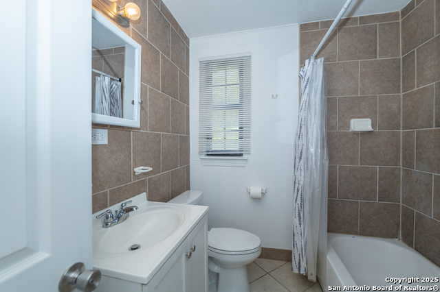 Image 24 of 33 For 515 Sumner