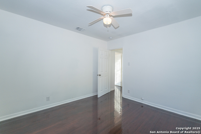 Image 27 of 33 For 515 Sumner