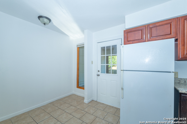 Image 8 of 33 For 515 Sumner