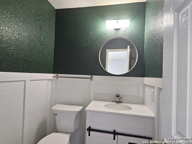 Image 24 of 29 For 607 Ridingate Farm