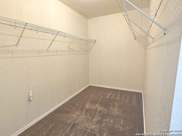 Image 6 of 29 For 607 Ridingate Farm