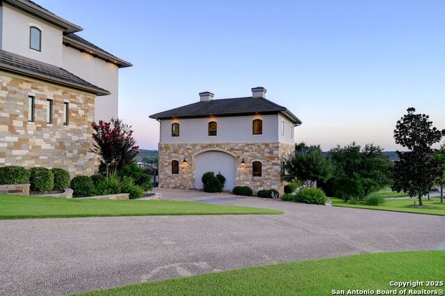 Image 106 of 171 For 325 River Ridge