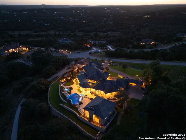 Image 124 of 171 For 325 River Ridge