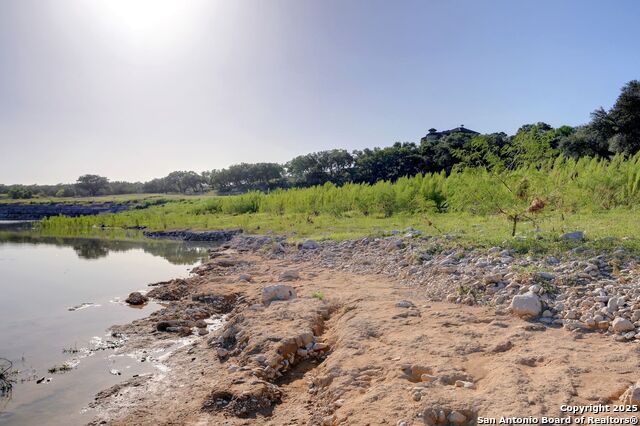 Image 141 of 171 For 325 River Ridge