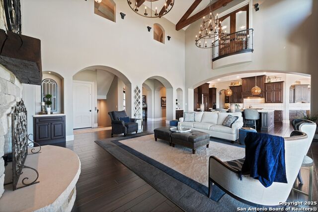 Image 16 of 171 For 325 River Ridge