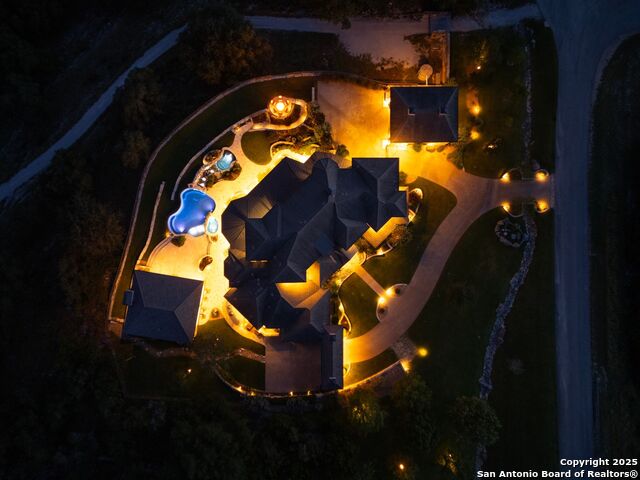 Image 2 of 171 For 325 River Ridge