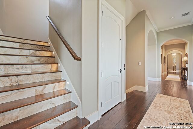 Image 41 of 171 For 325 River Ridge