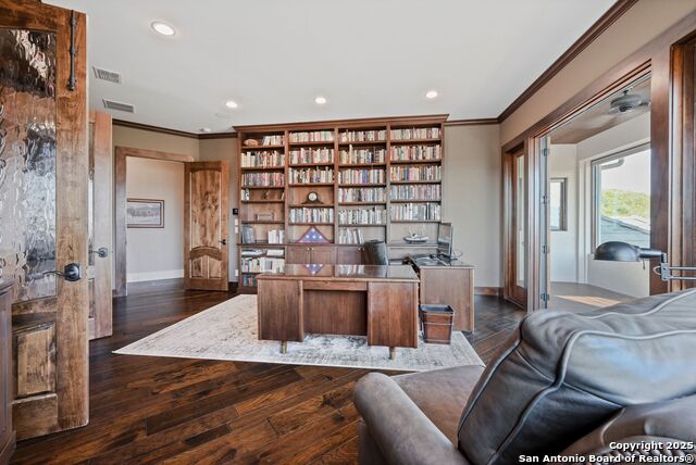 Image 54 of 171 For 325 River Ridge