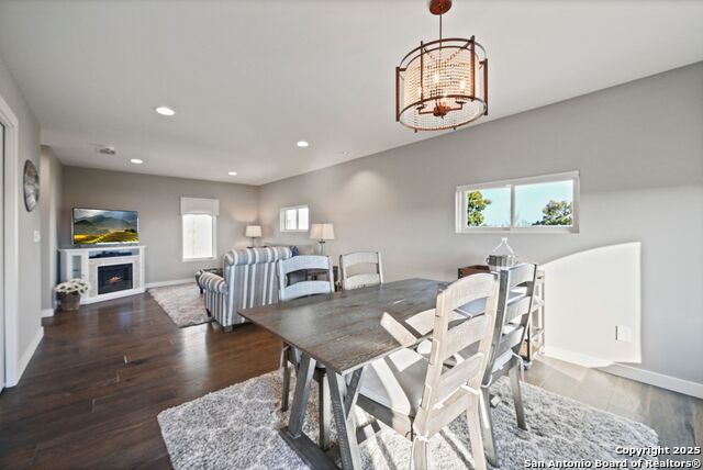 Image 72 of 171 For 325 River Ridge