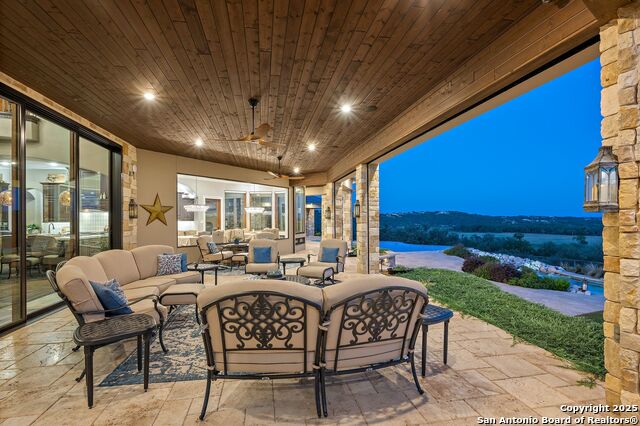 Image 89 of 171 For 325 River Ridge