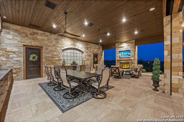 Image 90 of 171 For 325 River Ridge