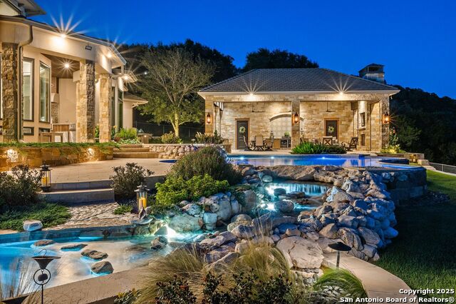 Image 97 of 171 For 325 River Ridge