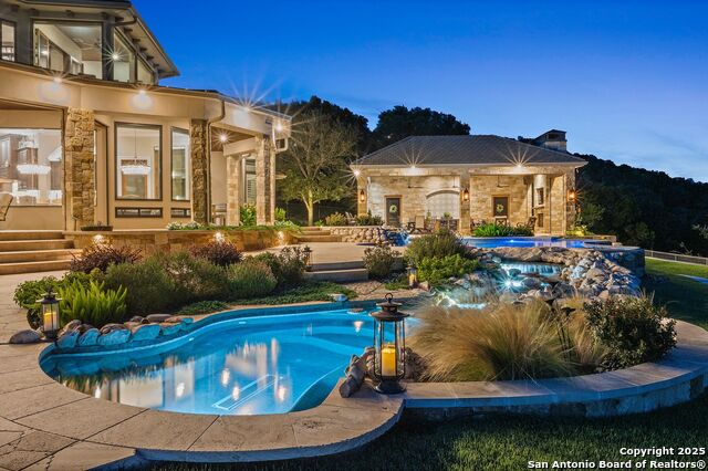 Image 98 of 171 For 325 River Ridge