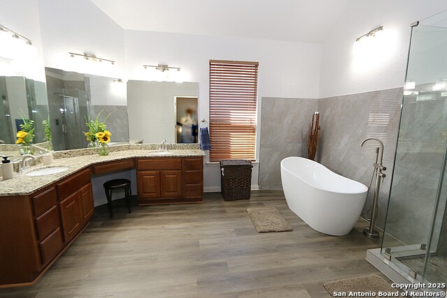 Image 20 of 33 For 8614 Mantano Ridge