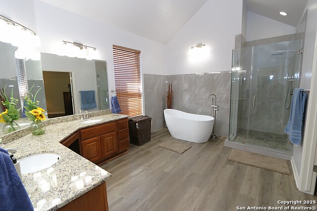 Image 21 of 33 For 8614 Mantano Ridge