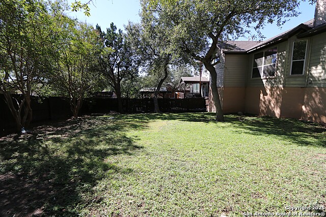 Image 32 of 33 For 8614 Mantano Ridge