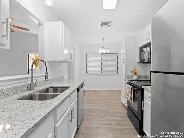 Image 12 of 34 For 4410 Pebble Hill