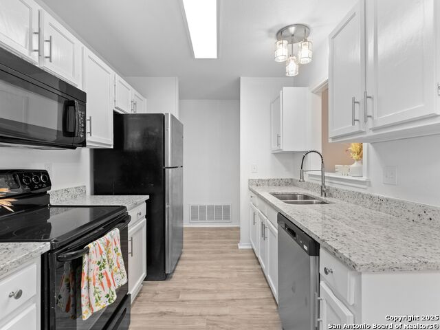 Image 13 of 34 For 4410 Pebble Hill