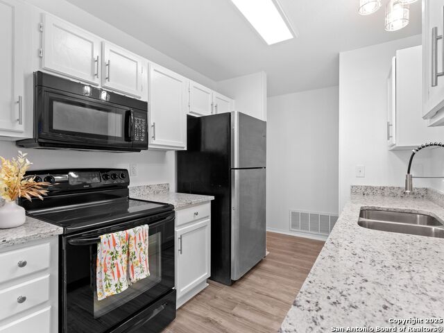 Image 14 of 34 For 4410 Pebble Hill