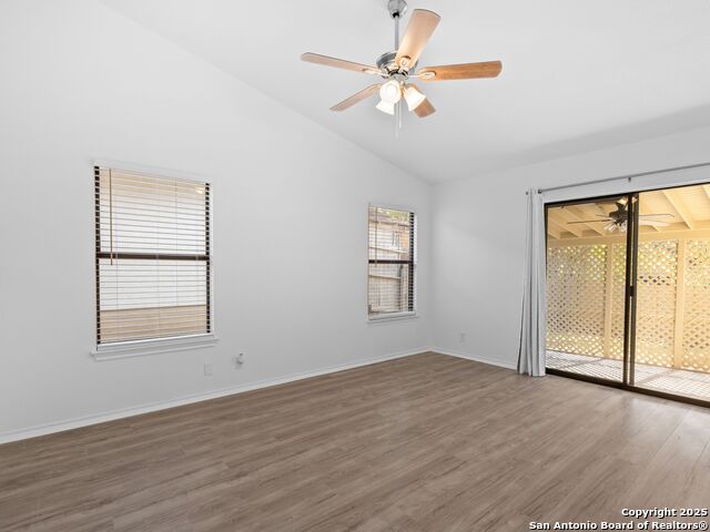 Image 16 of 34 For 4410 Pebble Hill