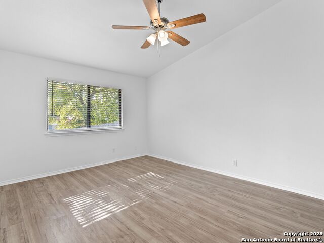 Image 21 of 34 For 4410 Pebble Hill