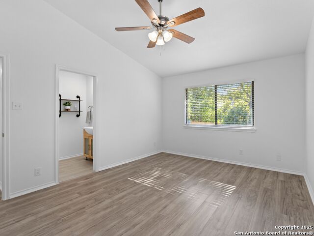 Image 22 of 34 For 4410 Pebble Hill