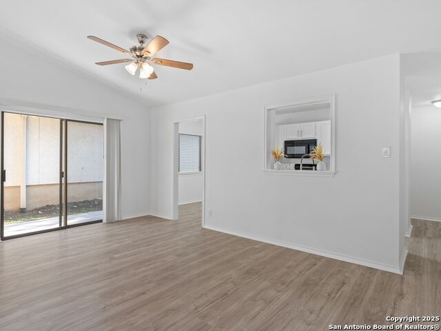 Image 9 of 34 For 4410 Pebble Hill