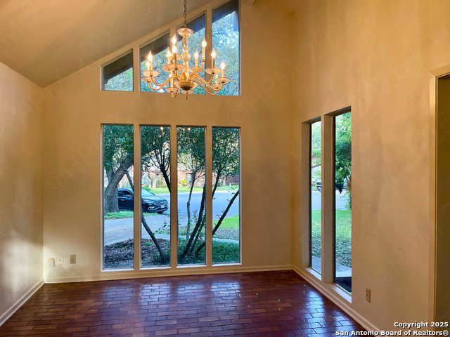 Image 6 of 23 For 11110 Whisper Hollow St