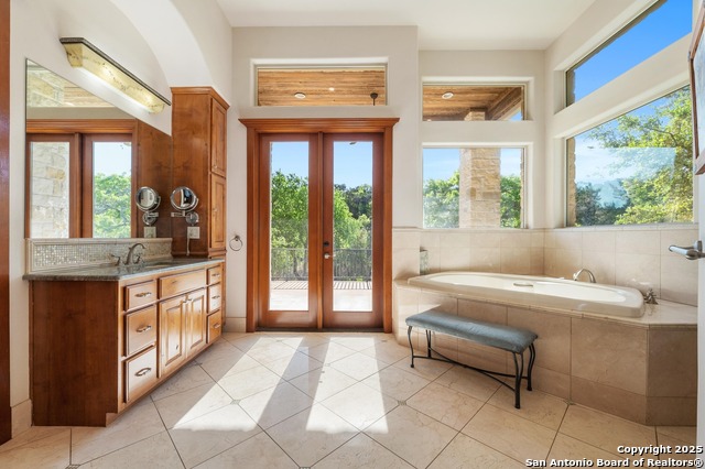 Listing photo id 24 for 4001 Bell Springs