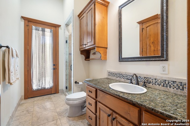 Listing photo id 33 for 4001 Bell Springs