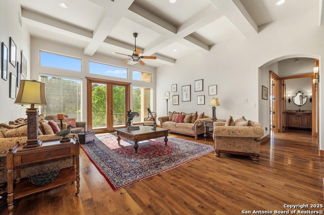 Listing photo id 7 for 4001 Bell Springs