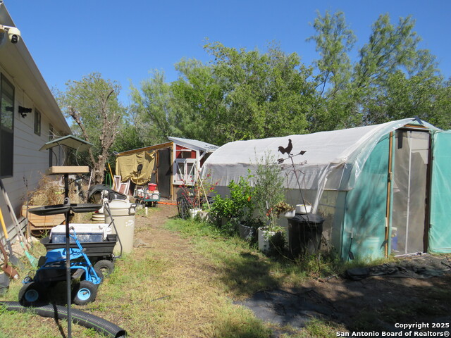 Image 21 of 43 For 1884 Us Highway 90